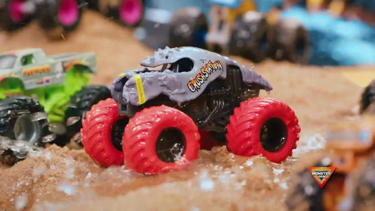 Monster jam Reveal The Steel  Kid