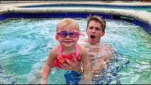 Teaching My 1 Year Old Baby How To Swim!!! ＊INCREDIBLE＊
