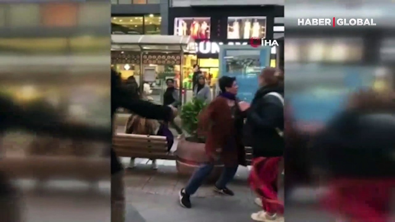 Çantasıyla herkese saldırdı, vatandaş neye uğradığını şaşırdı!