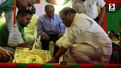 આસામના પ્રવાસે અમિત શાહ, CM હિમંતા બિસ્વાએ કાર્યકરોના પગ ધોયા