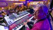 Nagui réconforte la Maestro de "N'oubliez pas les paroles !" en larmes sur France 2