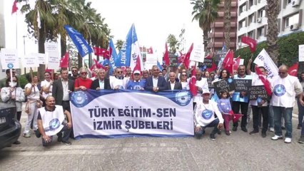 İzmir haberi: İzmir'de Öğretmenlik Meslek Kanunu Protestosu: "Telafisi Mümkün Olmayan Sorunlara Sebep Olacak"