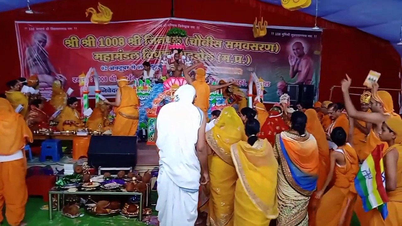 video अर्क समर्पण के साथ दिखाई भक्ति भावना, आज 24 भगवानों का विमान विधान