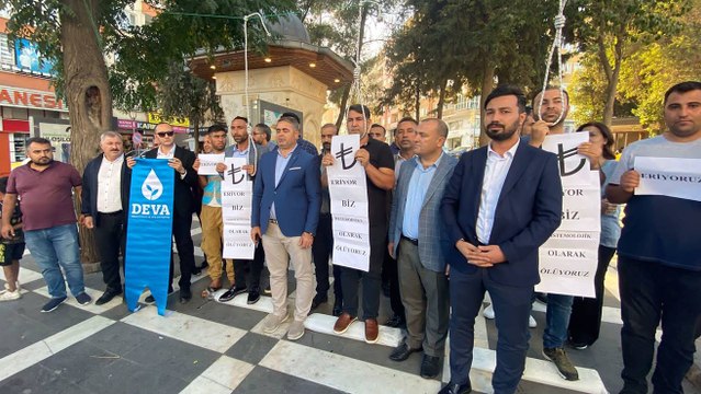 Bakan Nebati’nin memleketinde buz ve urganlı protesto: TL eriyor, biz epistemolojik olarak ölüyoruz