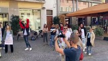 Pontedera, la manifestazione di Pro Vita e le proteste della sinistra