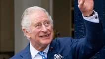 Voici - Le roi Charles III met fin à une tradition millénaire concernant l’inscription sur les pièces de monnaie