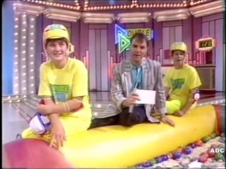 Double Dare UK 1987 Obstacle Course Run 2