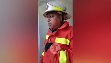 Bomberos dan detalles de incendio que afectó a Applebee's en Silver Sun