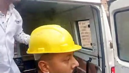 Screaming : चीख-चिल्लाहट और धमाके, एक महिला को छत से बचाया