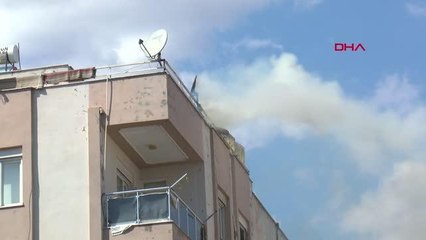 Son dakika haber: ÇATIDA KORKUTAN YANGIN