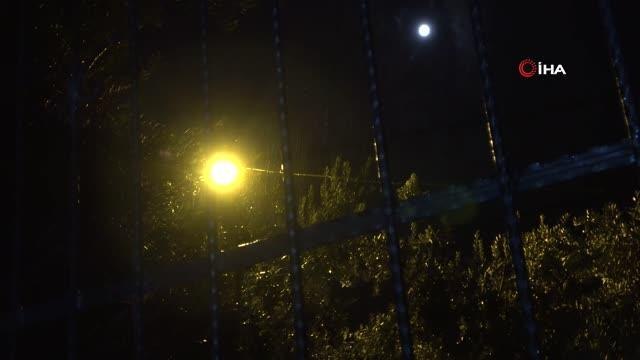 Osmaniye haber... Osmaniye'de gök gürültülü sağanak yağış etkili oldu