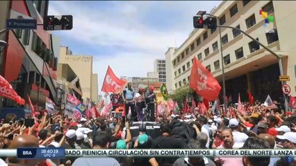 Lula finalizó su recorrido en Sao Paulo con caminata multitudinaria