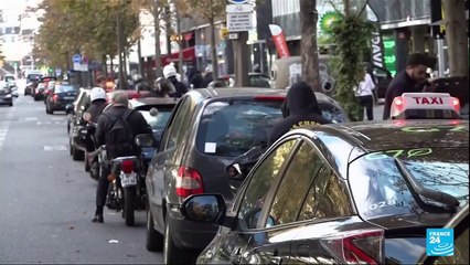 Huelgas en refinerías agudiza escasez de combustible en Francia