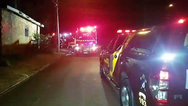 Casa fica danificada após incêndio no Pioneiros Catarinenses