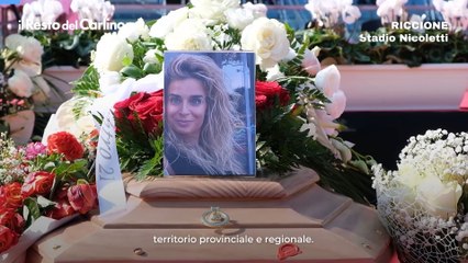 Incidente in A4, al funerale delle sette vittime dolore e tanto amore