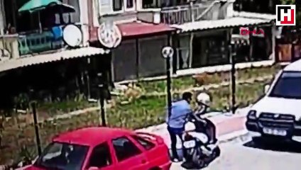 Alacağı olduğunu iddia ettiği kişinin aracını yaktı