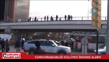 Cumhurbaşkanlığı Külliyesi önünde hareketli dakikalar