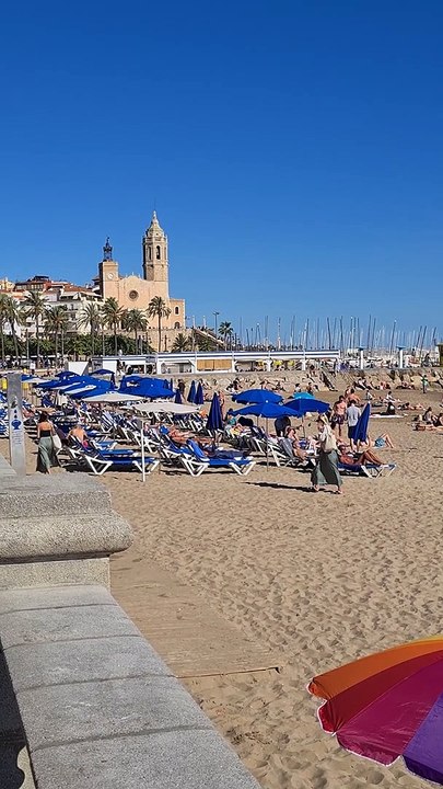 it's already Autumn but here in Sitges you still feel the Summer