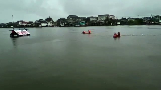 รมว.ท่องเที่ยวและกีฬาเปิดงานลากพระและแข่งขันเรือเพรียวชิงถ้วยพระราชทาน ฯ ประจำปี 2565 ครั้งที่ 38