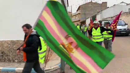 83 años y 300 kilómetros a pie: la lucha de Luisa por unas pensiones dignas