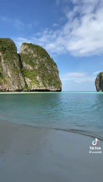 Maya Bay Phi Phi Islands Thailand