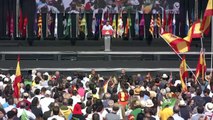 El líder de ultraderecha español Santiago Abascal exhortó hoy a 