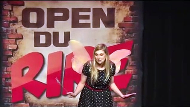 Laura Laune - Le diable est une gentille petite fille Bande-annonce (EN)