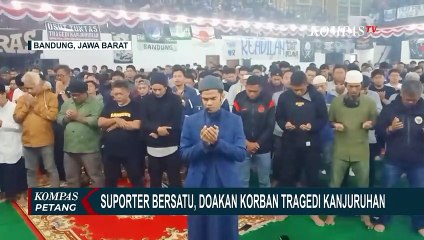 Suporter Sepak Bola Berbagai Daerah Bersatu  Gelar Aksi untuk Doakan Korban Tragedi Kanjuruhan