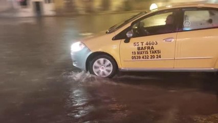 Samsun haber... Bafra'da sağanak hayatı olumsuz etkiledi