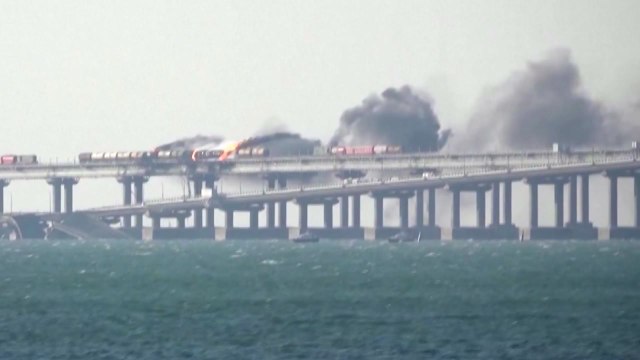 러 크림대교 폭발 우크라 테러 ...BBC 트럭 폭탄 정말 맞아? / YTN