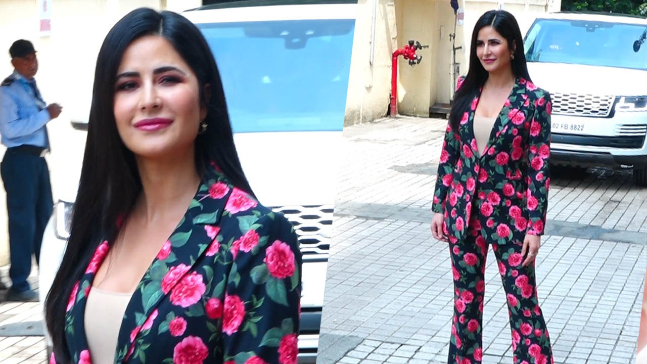 Katrina Kaif Phone Bhoot के Trailer Launch पर पहुंची ऐसे, Colorful Tuxedo में दिखीं कमाल!
