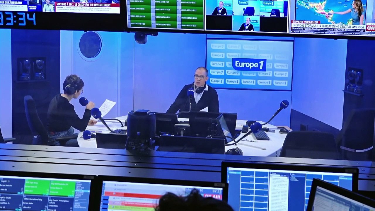 Pénurie de carburant : chez les médecins, infirmières, ambulanciers, l'inquiétude grandit