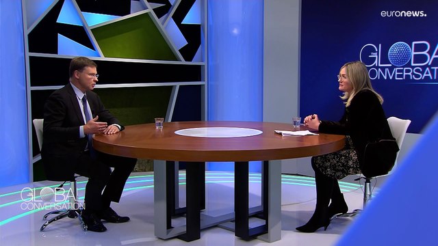 Valdis Dombrovskis: la mejor manera de mitigar las consecuencias de la guerra es detener la guerra