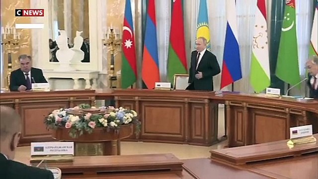 Le président russe Vladimir Poutine accuse les services secrets ukrainiens d’être à l’origine de la puissante explosion qui a endommagé le pont de Crimée, qu’il a qualifiée d’acte terroriste - VIDEO