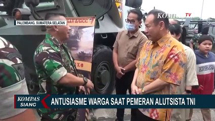 下载视频: Antusiasme Warga Palembang di Pameran Alutsista TNI, Naik Tank Tarantula Hingga Pegang Senjata!