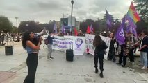 Decenas de estudiantes piden a gritos la expulsión de la universidad de los autores de los gritos machistas del Elías Ahuja