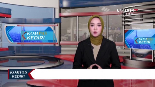 Hujan Deras, Tembok Sekolah Roboh dan Timpa Bangunan Kelas