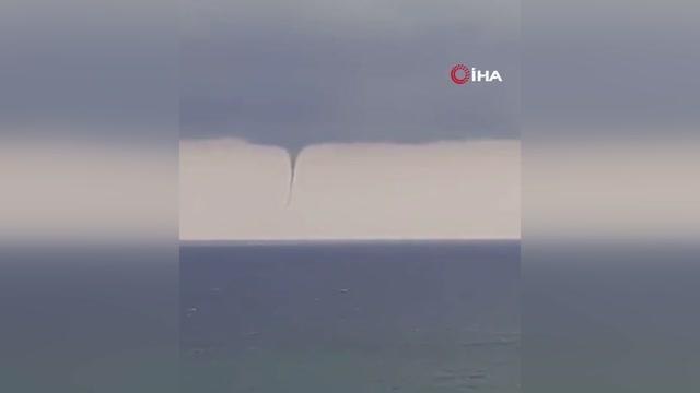 Son dakika haber: Karadeniz'de aynı anda 3 hortum oluştu: O anlar kamerada