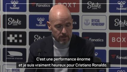 Download Video: Manchester United - Ten Hag félicite Cristiano Ronaldo pour son 700ème but