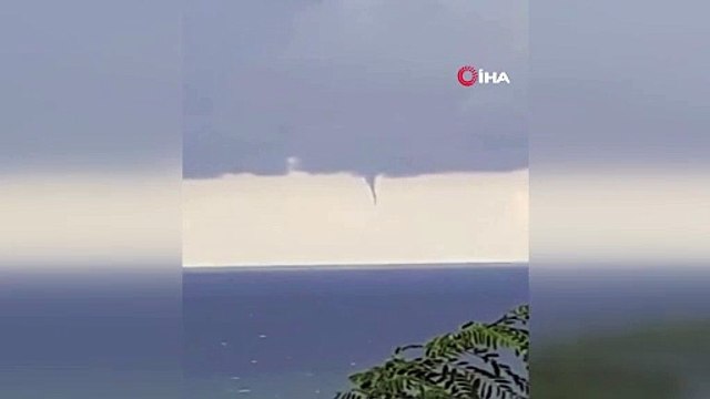 Karadeniz’de aynı anda 3 hortum oluştu: O anlar kamerada