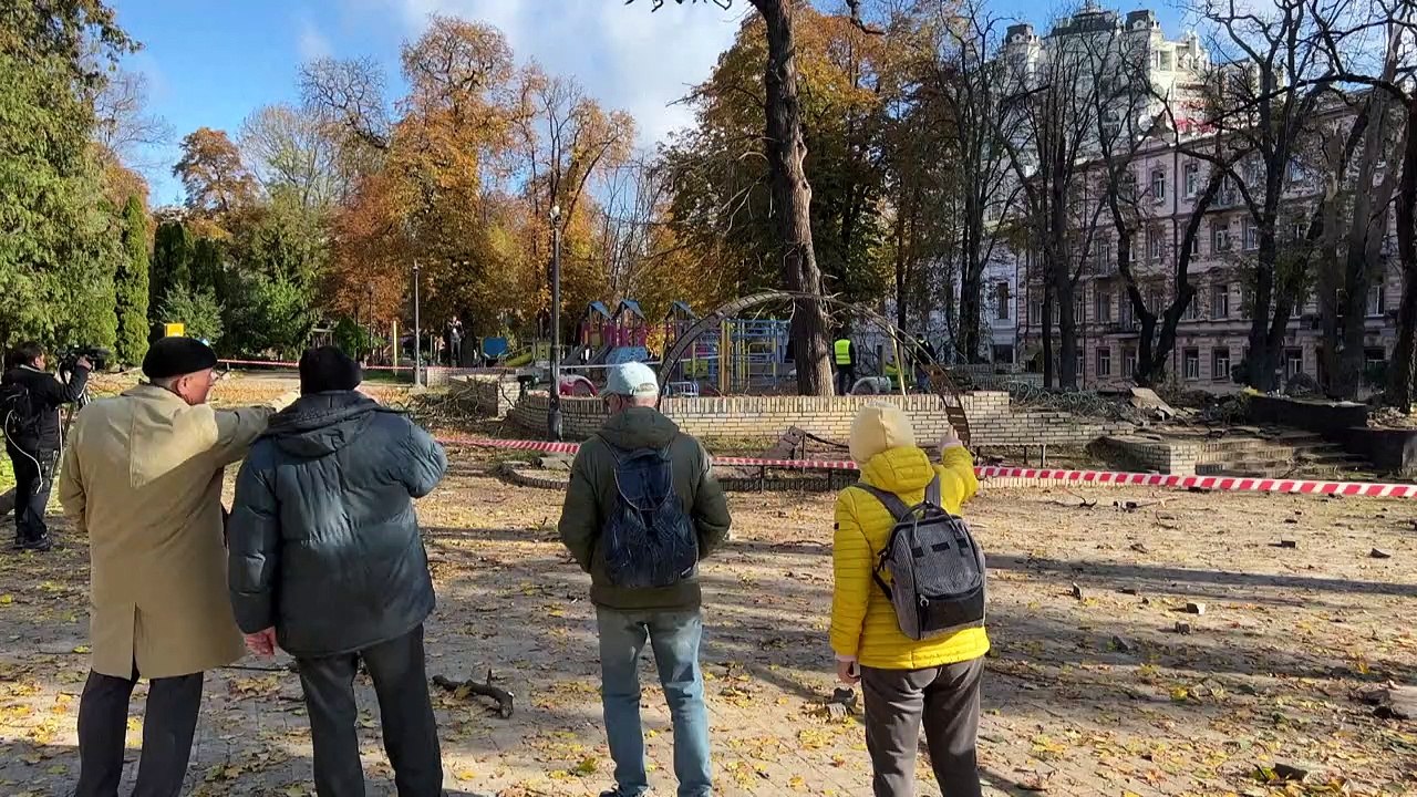 Rússia lança bombardeios na Ucrânia em retaliaç...