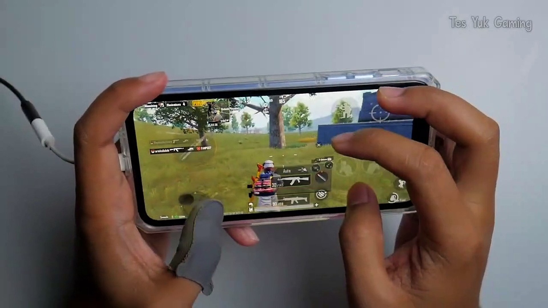 ⁣This iPhone Worth it For PUBG __ 20 kills Solo vs Squad Full handcam(Release crazy gamer)