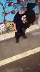 Pelea entre mossos fuera de servicio y multirreincidente