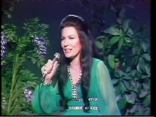 Loretta Lynn - Hello Darlin'