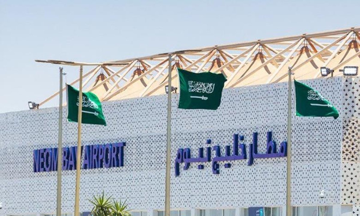 إطلاق رحلات دولية منتظمة من مطار خليج نيو إلى دبي