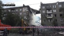 قصف يستهدف مباني سكنية في زابوريجيا في جنوب شرقي أوكرانيا