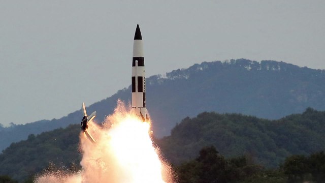 [뉴스라이더] 與 친북 野 친일 ...'안보 공방' 전면전? / YTN