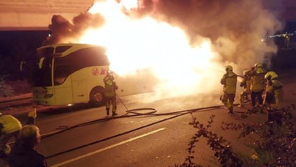 Ankara’da seyir halindeki yolcu otobüsü yandı