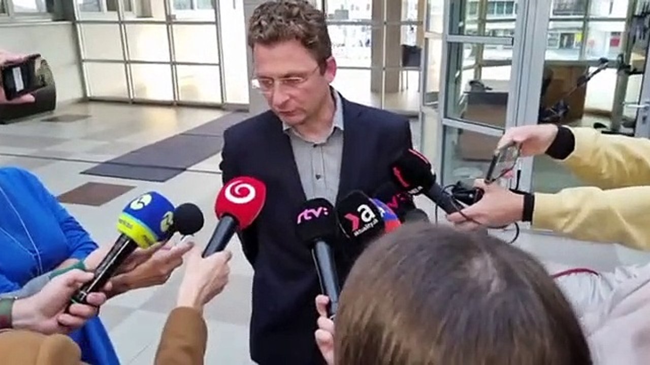 ZÁZNAM: Visolajský: Situácia v zdravotníctve je tak vážna, že by ju mala riešiť vláda