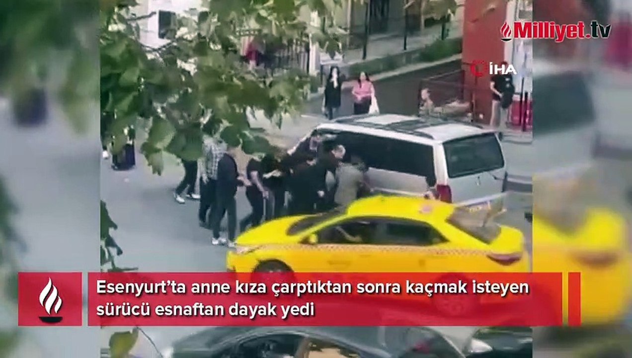 Anne ve kızına yaya geçinde çarpan sürücü esnaftan dayak yedi